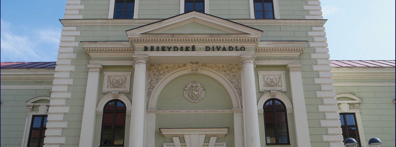 Výběrové řízení na pozici UNIVERZÁLNÍ DIVADELNÍ TECHNIK (ZVUK / SVĚTLO / JEVIŠTNÍ PROVOZ) - zvětšit obrázek